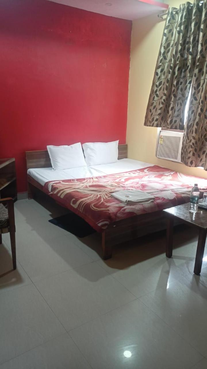 Hotel Shyam Utsav Mirzapur Екстер'єр фото